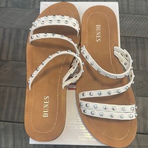 Dunes Ingrid Slip Sandals